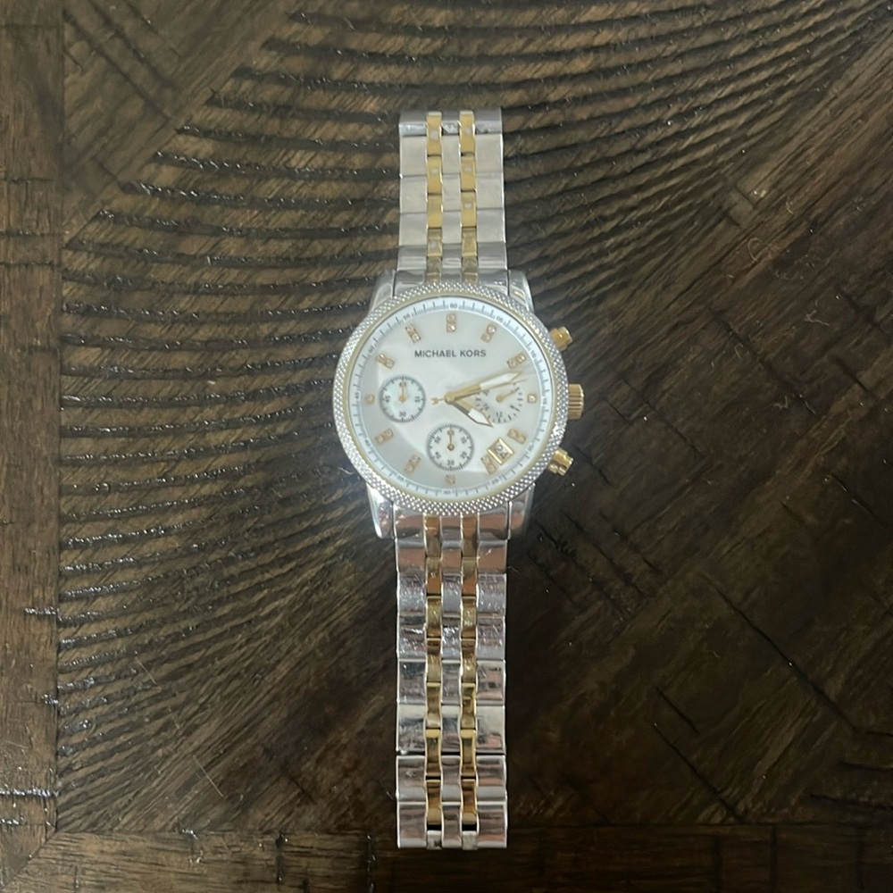 MICHAEL KORS WATCH